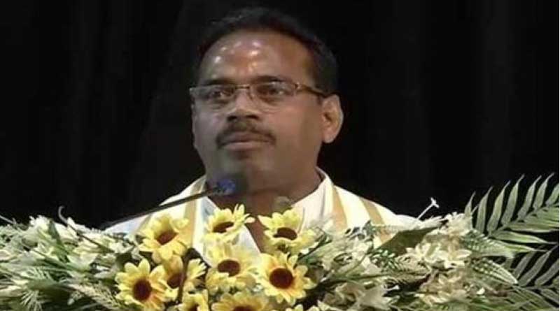‘ভারত মাতা কি জয়’ না বললে পাকিস্তানের সমর্থক, বিতর্কিত মন্তব্য বিজেপি মন্ত্রীর