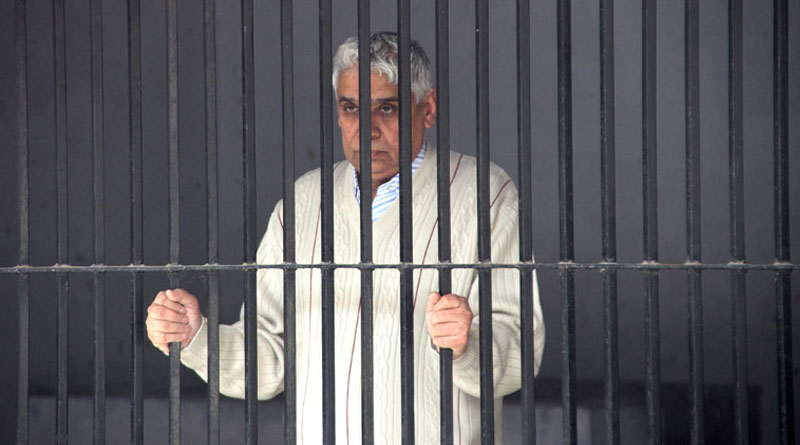 Self-styled 'godman' Rampal acquitted in 2 criminal cases