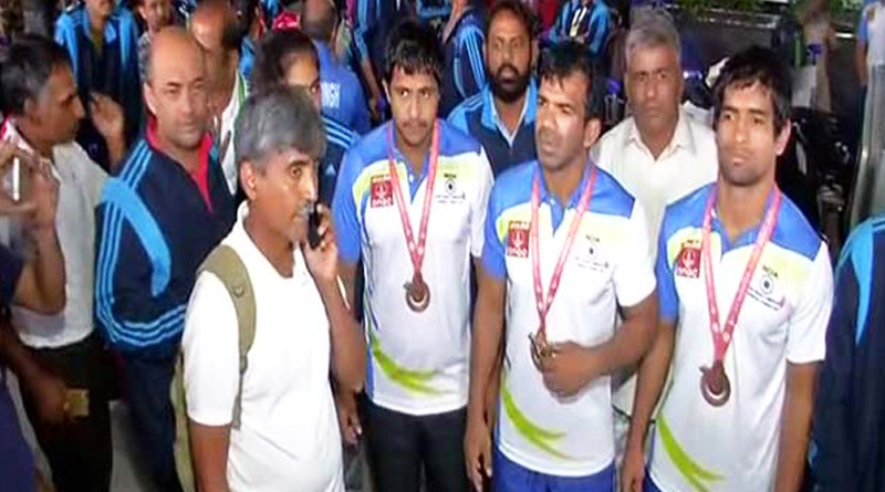 Indian Deaflympics team upset with govt apathy, refuse to leave airport 