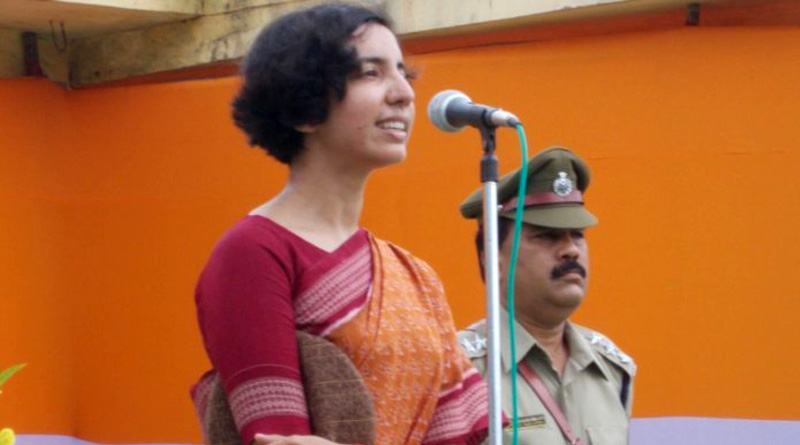 This lady ‘Dabang’ IAS officer stood against Dera goons in Panchkula
