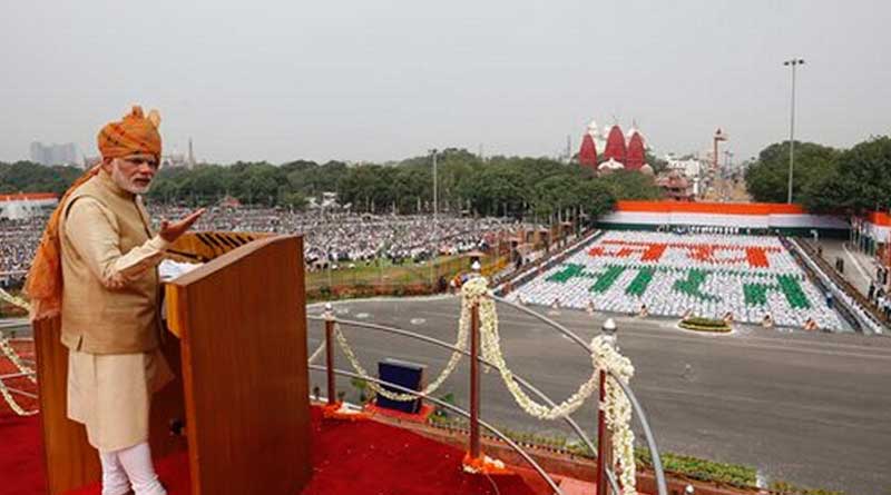 স্বাধীনতা দিবসের ভাষণে নতুন ভারত গড়ার আহ্বান প্রধানমন্ত্রীর