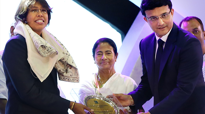সিএবি-র পুরস্কার বিতরণী অনুষ্ঠানে সৌরভের কাছে আবদার মমতার