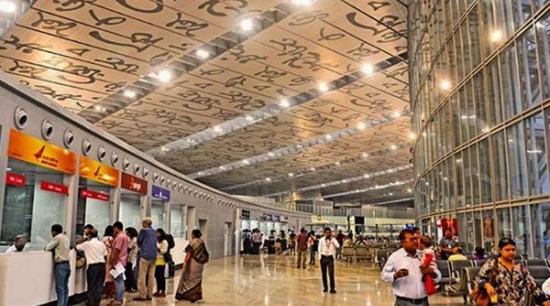 Foreign currency seized at Kolkata airport, 2 held