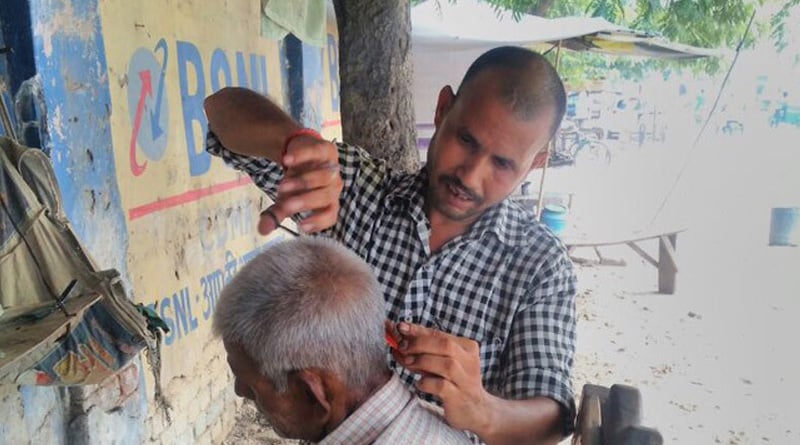 বাল্মিকীদের বয়কট নাপিতদের, অস্পৃশ্যতা প্রশ্নে তোলপাড় যোগীর রাজ্য