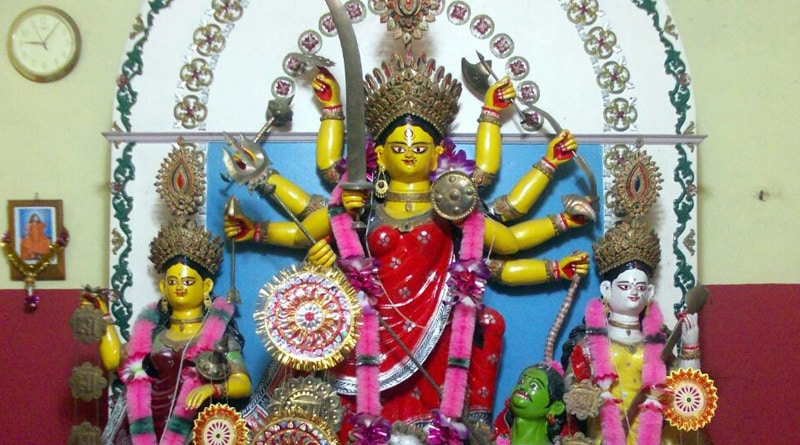কার্তিক-গণেশকে ছাড়াই এই পুজোয় আসেন উমা