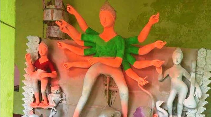 শ্রীলঙ্কা থেকে পুরোহিত এসে পুজো করেন দেবী দুর্গাকে, কেন জানেন?