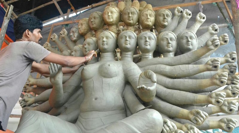 ২৫ মাথা, ৫০ হাতের চামুণ্ডা সিউড়ির মহাপুজোর সেরা আকর্ষণ