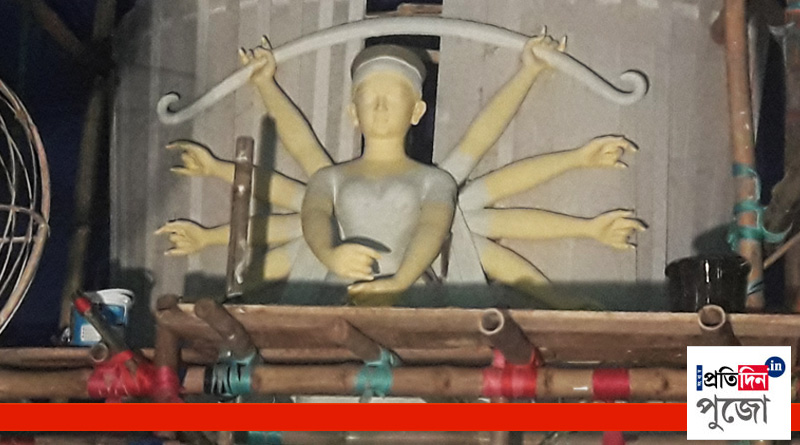 পুজোর শহরে এবার পশ্চিমী হাওয়া বইবে বাদামতলা আষাঢ় সংঘে