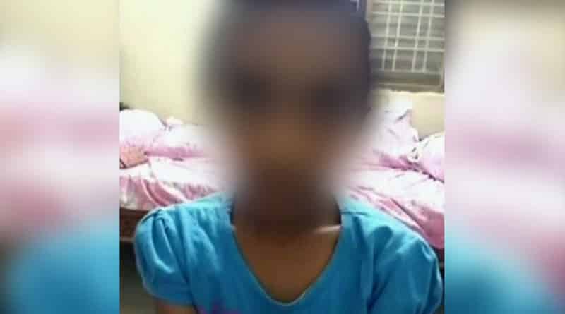 ইউনিফর্ম না পরার শাস্তি, ছেলেদের টয়লেটে ঠায় দাঁড়িয়ে ছাত্রী