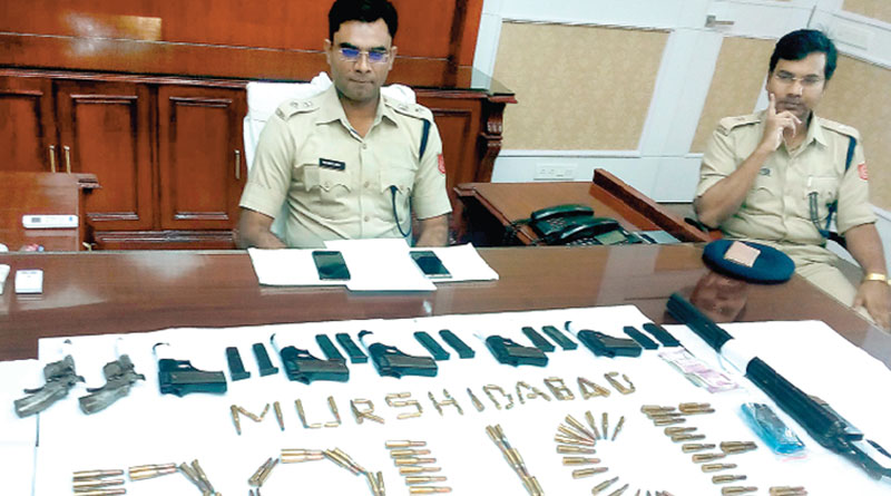Cops crack arms racket in Murshidabad 