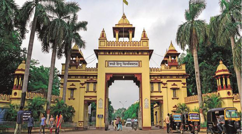 প্রশ্নপত্রে তিন তালাক-নিকাহ হালালা, রাজনৈতিক মতাদর্শ চাপানোর অভিযোগ পড়ুয়াদের