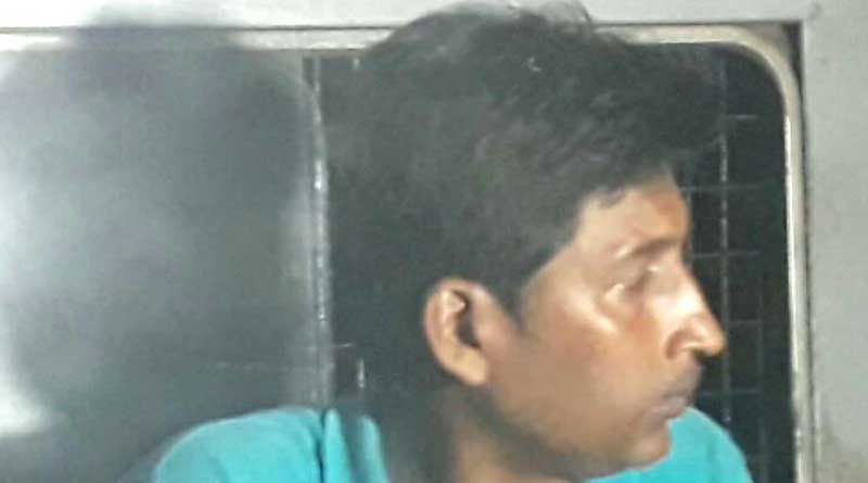 ছাত্রীর সঙ্গে শারীরিক সম্পর্ক, ভিডিও ফাঁসে গ্রেপ্তার গৃহশিক্ষক