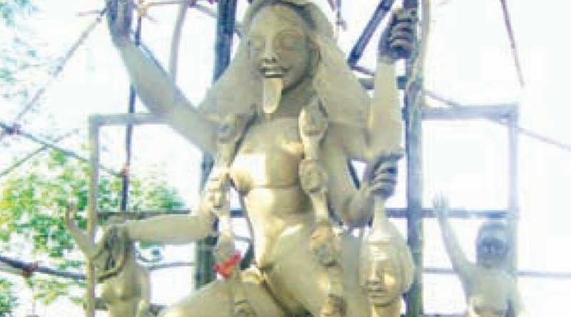 মুসলিম বধূর হাতেই দেবীর আরাধনা, সম্প্রীতির কালীপুজো হবিবপুরে