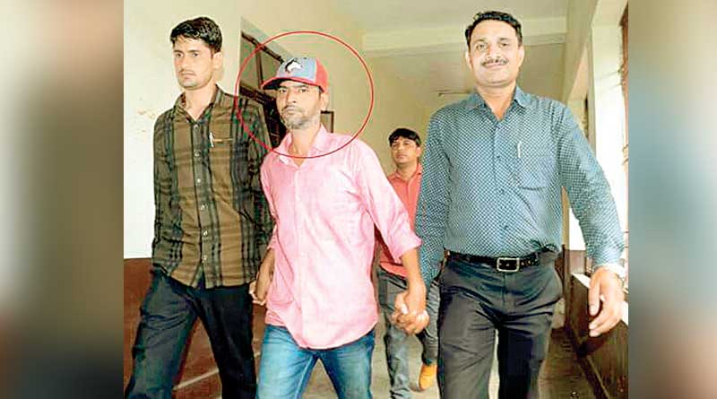 স্ত্রীর সঙ্গে ঘনিষ্ঠ অবস্থায় দেখার পরেই বন্ধুকে খুন যুবকের