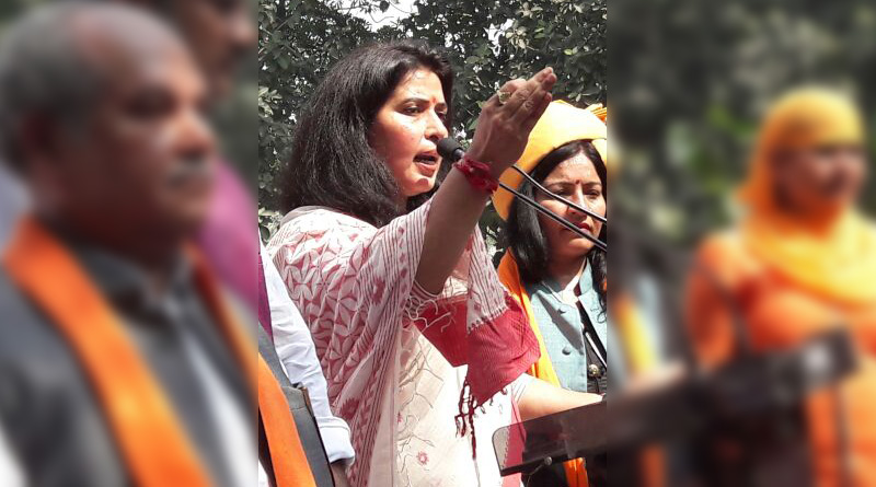 কর্মী-সমর্থকদের উপর হামলা হলে চোখ উপড়ে নেব, হুমকি বিজেপি নেত্রীর