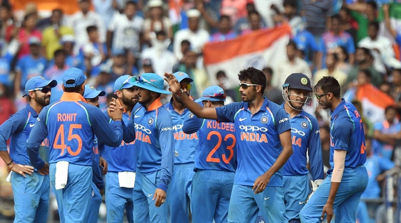 India beats Australia in 5th ODI by 7 wickets