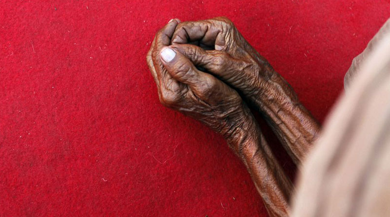 Kolkata: Elderly woman alleges assault by relative