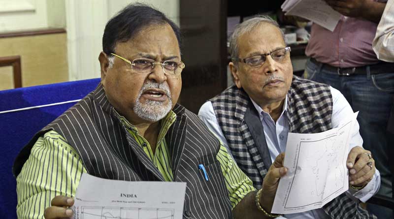 মানচিত্র ‘বিভ্রাটে’ বিজেপির অভিযোগ খারিজ শিক্ষামন্ত্রী পার্থর