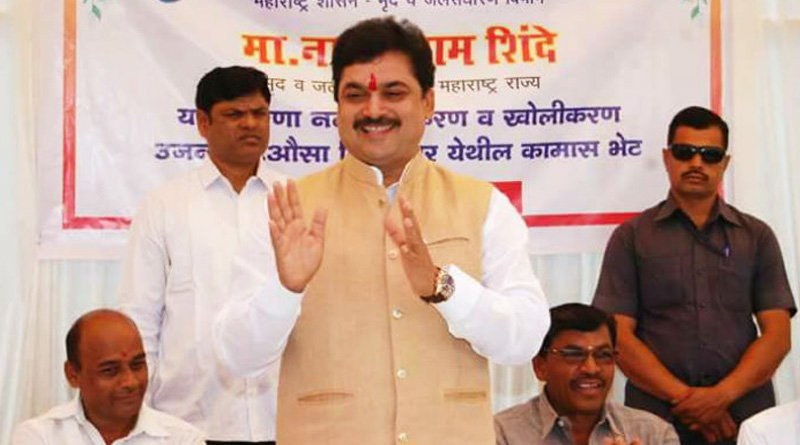 রাস্তাতেই শৌচকর্ম মন্ত্রীর, প্রশ্নের মুখে মোদির ‘স্বচ্ছ ভারত’