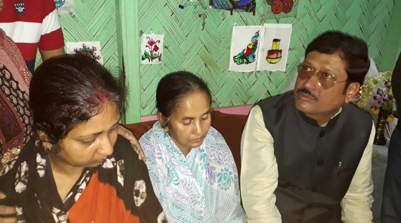 ত্রিপুরায় নিহত সাংবাদিকের ভাইকে বাংলায় চাকরির প্রস্তাব মমতার