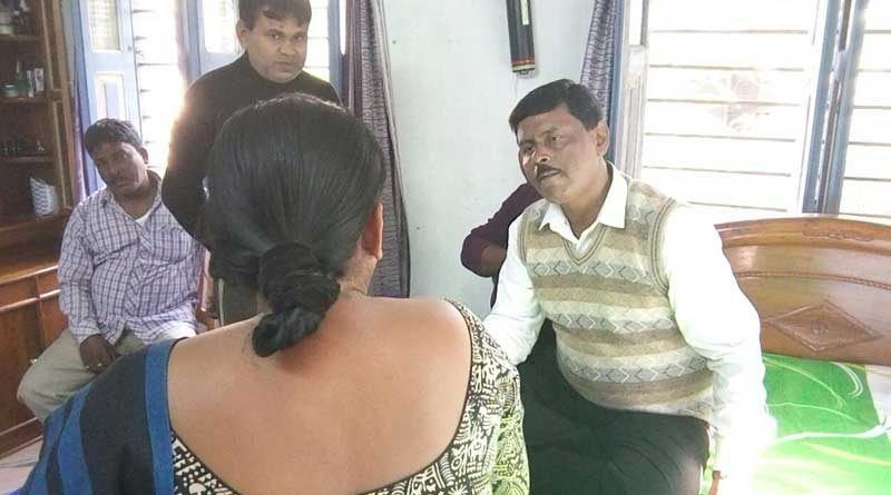 বিভাগীয় প্রধানের ‘কুপ্রস্তাব’, আতঙ্কে কলেজে আসা বন্ধ করলেন ছাত্রী