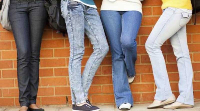 Magadh Mahila College banned girls from wearing jeans and Patiala suits and using mobile phones in classrooms