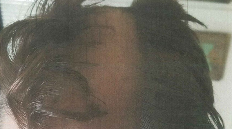 সেলুনে চরম অসম্মান, খদ্দেরের কান কাটল নাপিত