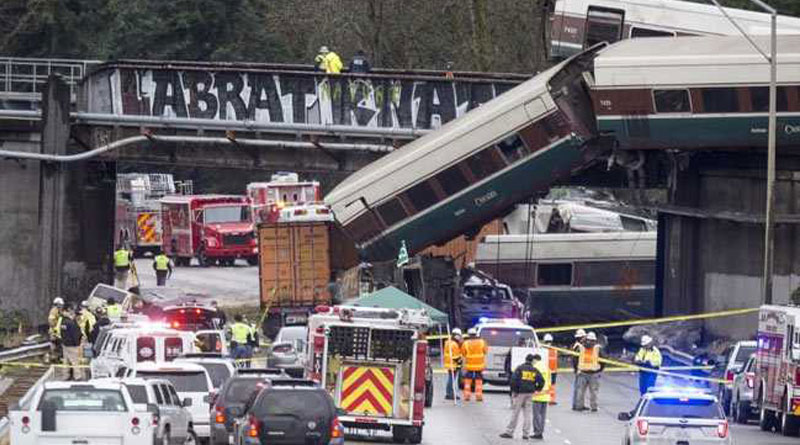 Amtrek Train derails In Washington State, 3 killed