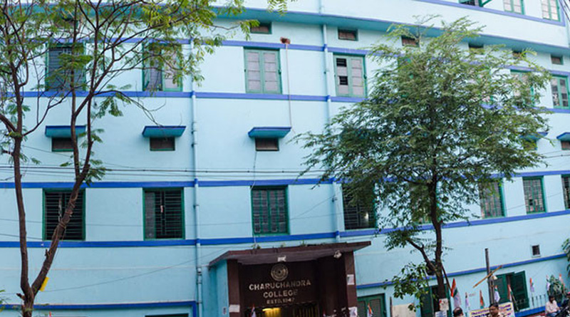 পর্যটন সংস্থার প্রতারণা, ডুয়ার্স গিয়ে বিপাকে চারুচন্দ্রের পড়ুয়ারা
