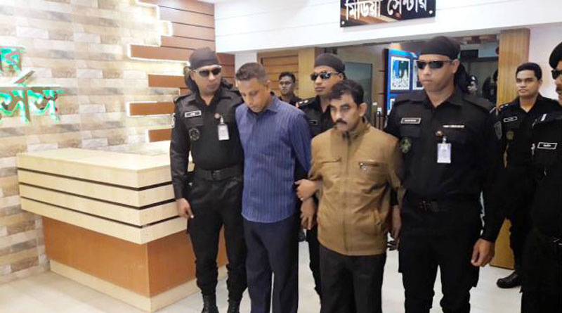 বাংলাদেশে জাল হচ্ছে ভারতীয় টাকা, গ্রেপ্তার পাণ্ডা
