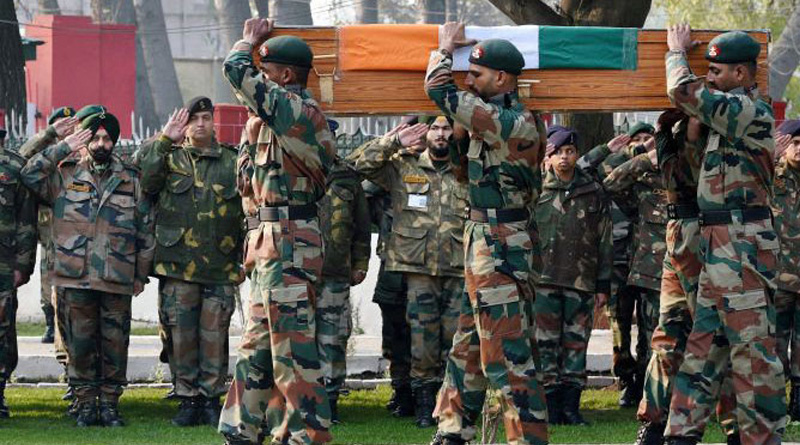 ৭ বছর পর বাবা হওয়ার সুখ কেড়ে নিল জঙ্গিরা, পুলওয়ামায় শহিদের ট্র্যাজিক কাহিনি