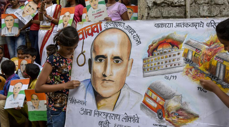 Kulbhushan Jadhav's mother and wife to meet him in Pakistani prison on December 25