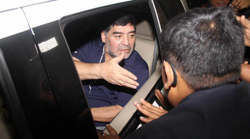 Diego Maradona looses his temper on the last day of his visit to India