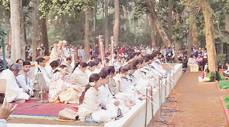 বিতর্কের অবসান ঘটিয়ে অবশেষে শুরু হল পৌষমেলা