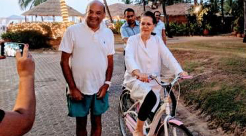 Sonia Gandhi on vacation as Rahul takes charge