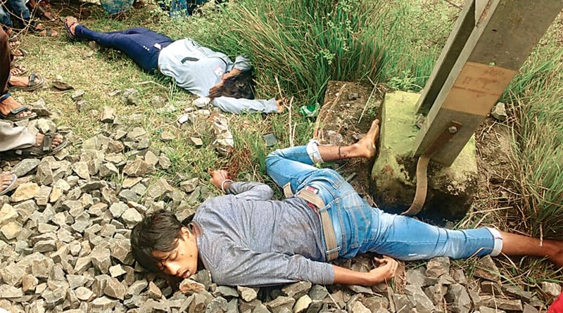 Minors' bodies found on railway track