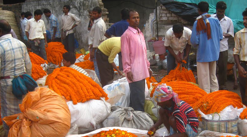 Ahead of Saraswati Puja flower prices skyrocketing