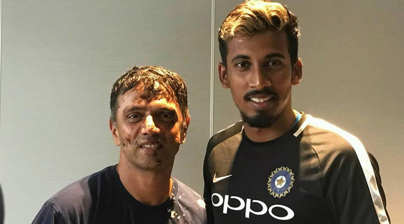 বাংলার ঈশানের পেসে ছারখার পাকিস্তান, ঘরের ছেলের জন্য গর্বিত চন্দননগর