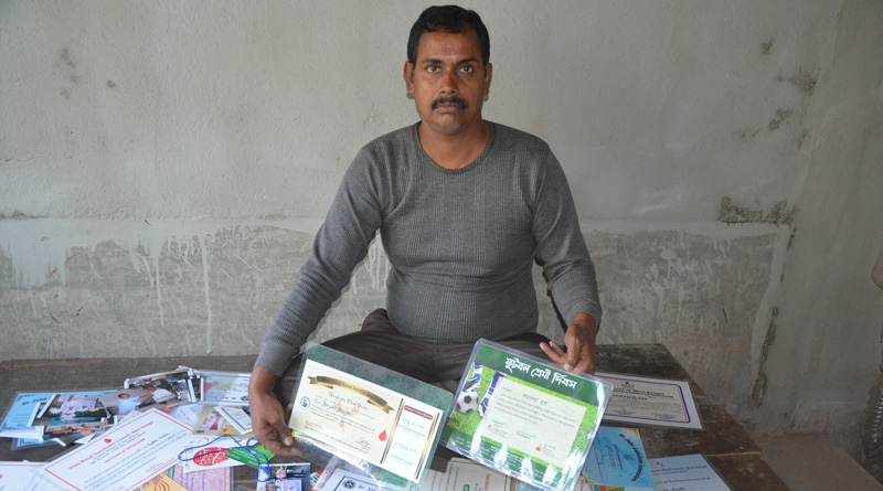 রক্তদান জীবনদান, ৫২ বার রক্ত দিয়েও ক্লান্তিহীন কাটোয়ার জয়দেব