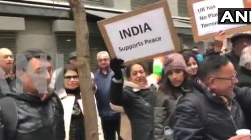 কাশ্মীর ইস্যুতে লন্ডনে পাকপন্থীদের তাণ্ডব, পালটা মার ভারতীয় সমর্থকদের 