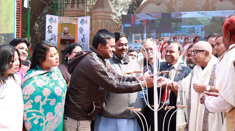 কবিতা মুছে দিল কাঁটাতার, সংস্কৃতির আঙিনায় মিলল দুই বাংলা