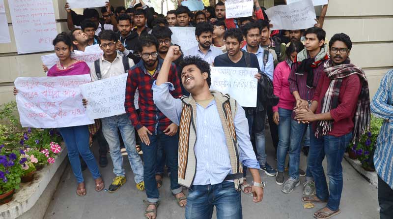 Presidency University students stage protest in front of Governor