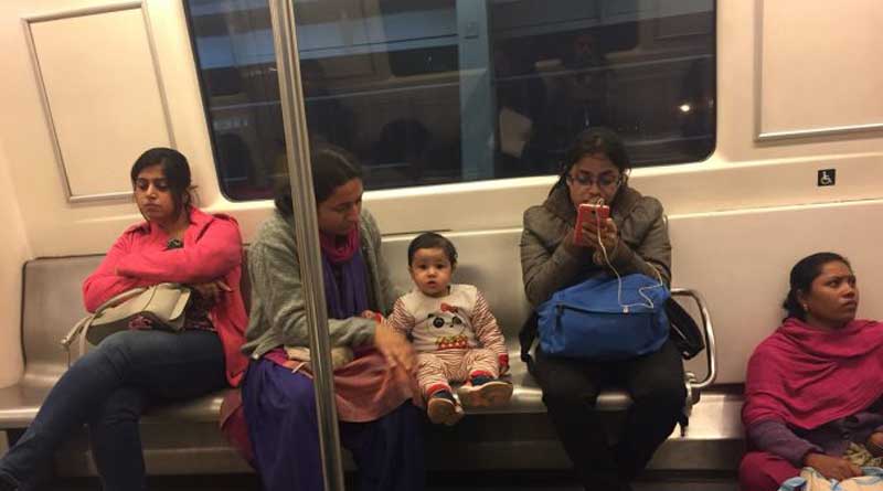 Domestic help made to sit on Metro floor, pic goes viral