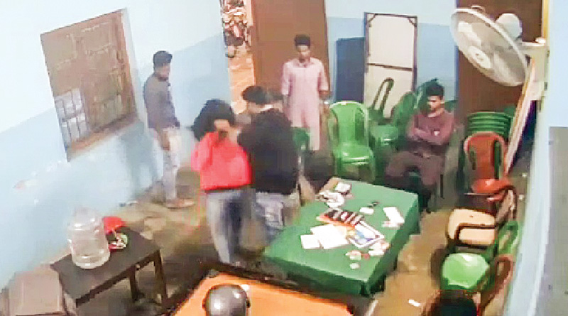 অভিযুক্তর শাস্তির দাবিতে মমতার দ্বারস্থ রিষড়ার আক্রান্ত ছাত্রী