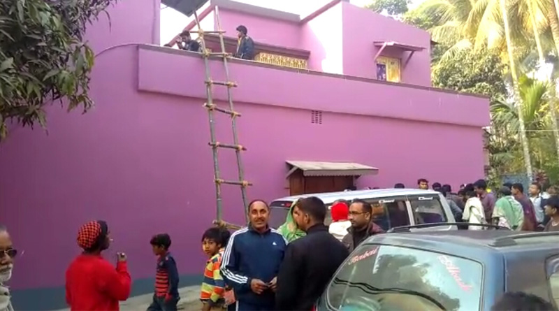 মালদহে প্রাক্তন সেনাকর্মীর বাড়িতে দুঃসাহসিক ডাকাতি, দুষ্কৃতীদের কোপে জখম ২