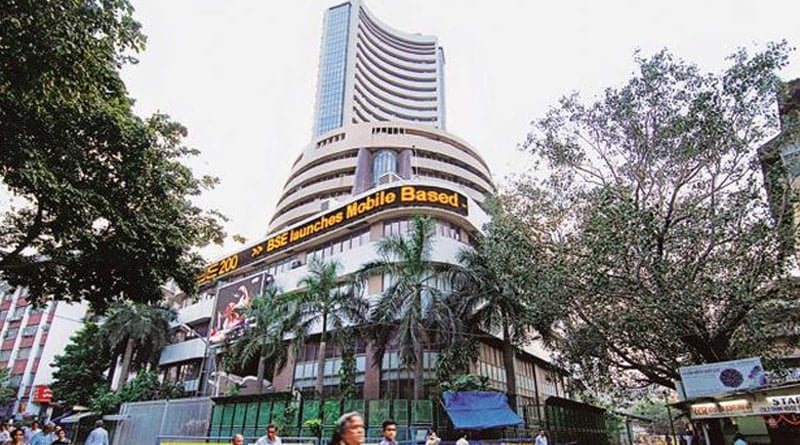 Sensex crashes 550 points on rupee woes, rising crude concerns