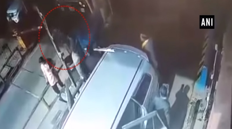 টোল ফাঁকি দিয়ে পালাচ্ছে বিধায়কের গাড়ি, আটকাতে গিয়ে আক্রান্ত কর্মীরা