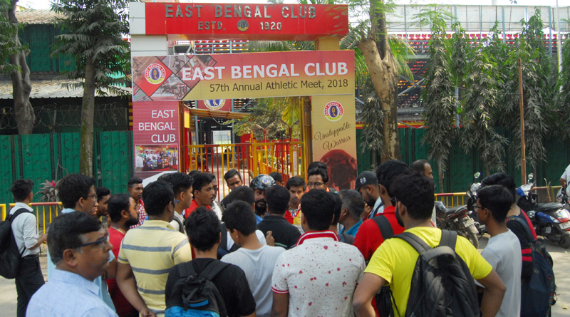 Supporters storm East Bengal club, raise slogans against officials