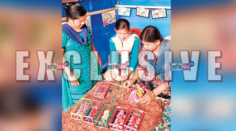 বছরভর অটুট থাকবে এই উপহার, ভ্যালেন্টাইনস ডে-তে ‘সুপারহিট’ পাটের গোলাপ