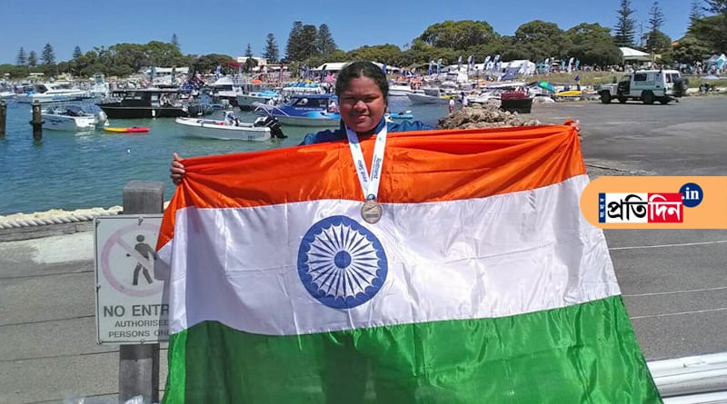 Sayani Das becomes the first swimmer from bengal to win rottnest channel swim